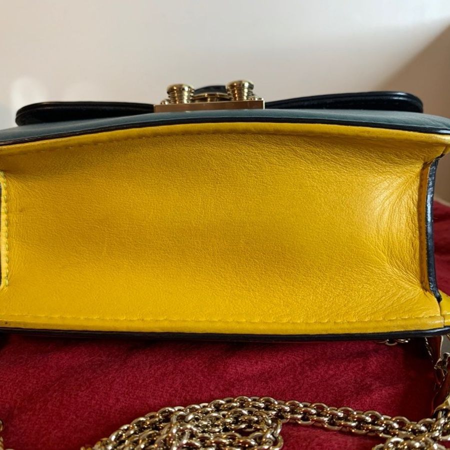 Valentino Garavani GLAM LOCK-9