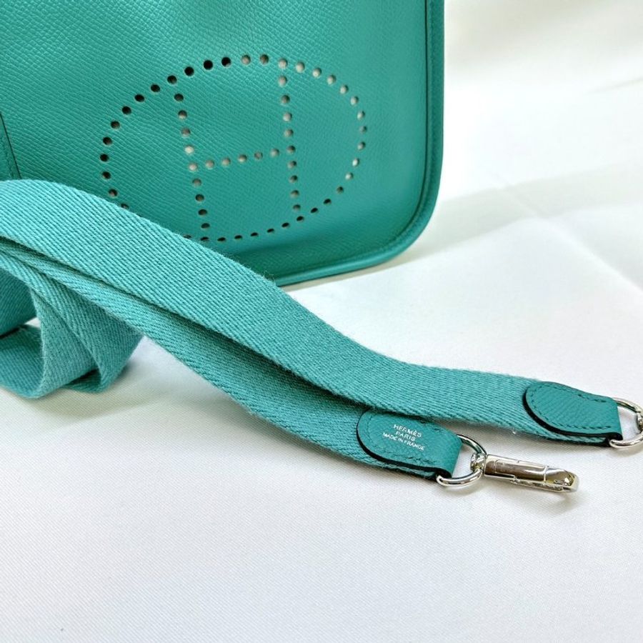 HERMES 湖水綠Mini Evelyne 16-9