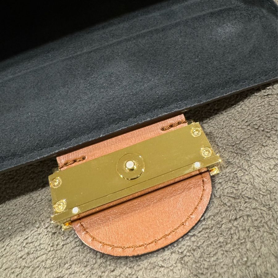 LV louis vuitton Dauphine 鏈帶錢包 M68746-6