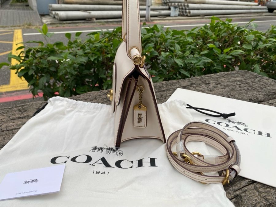 全新COACH 89223 白色全皮滾黃線邊Willis 18 迷你款復古手提包正櫃款-2