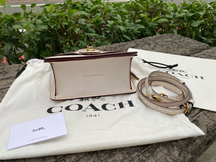 全新COACH 89223 白色全皮滾黃線邊Willis 18 迷你款復古手提包正櫃款-4