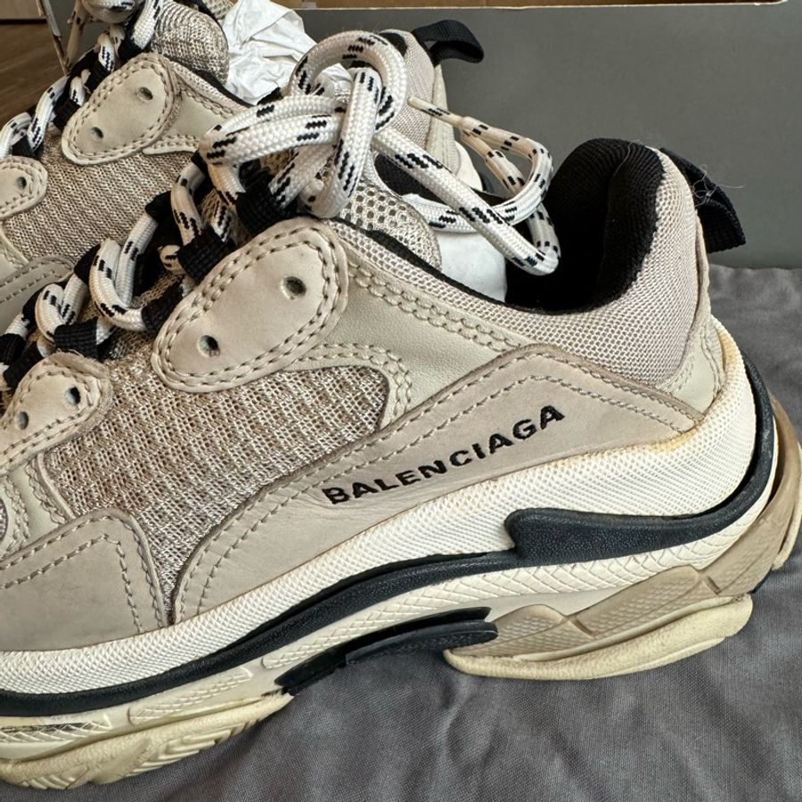 BALENCIAGA Triple s 37碼-2