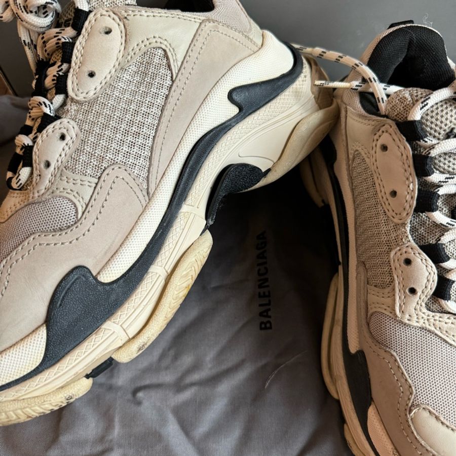 BALENCIAGA Triple s 37碼-4