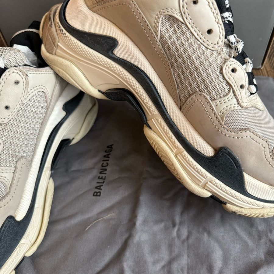 BALENCIAGA Triple s 37碼-5