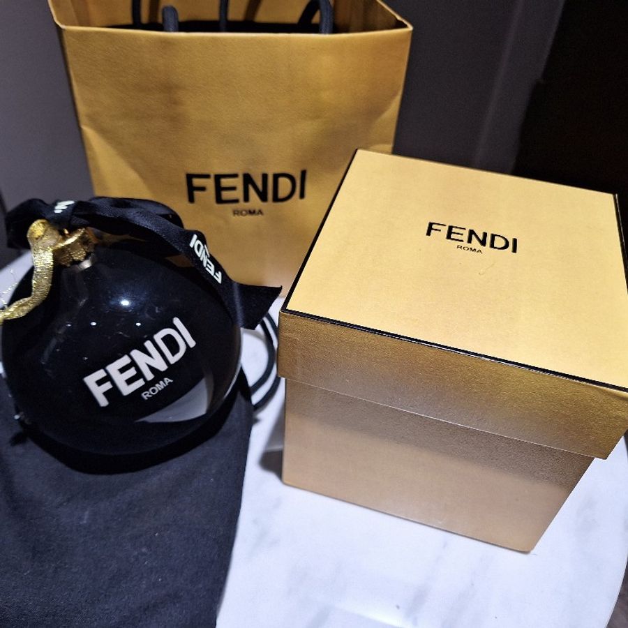 FENDI  VIP 限量 聖誕禮-5