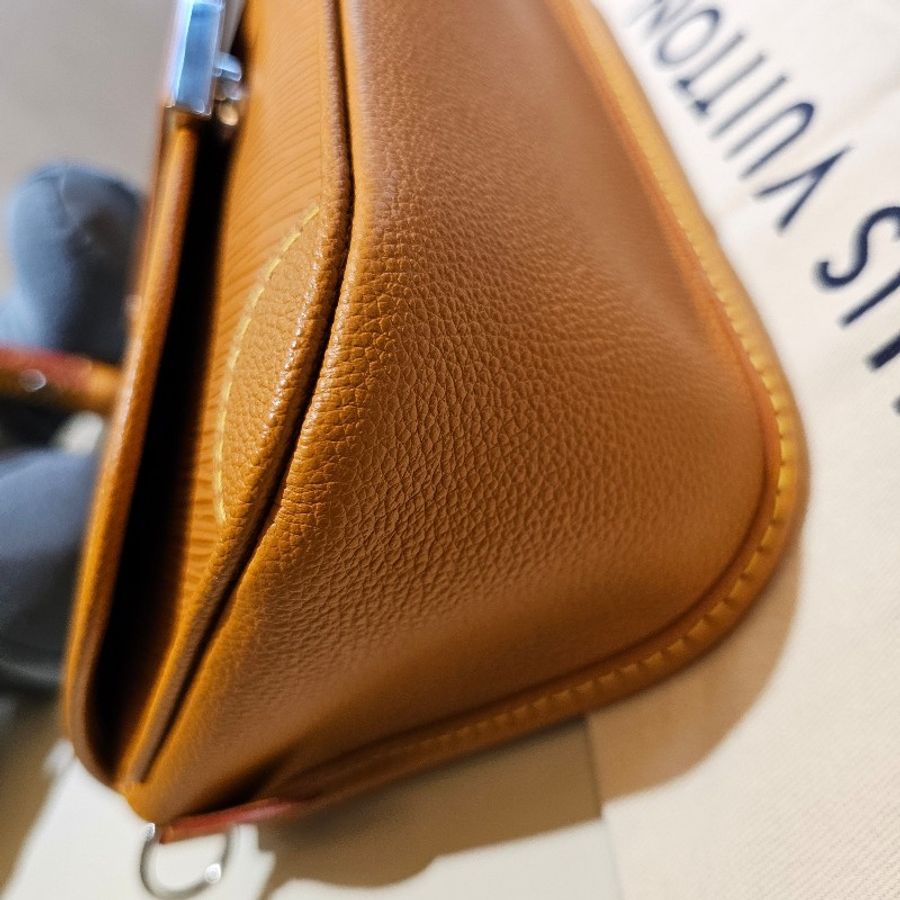 LV Buci 蜜黃色缺貨款99.99%新🥰-12