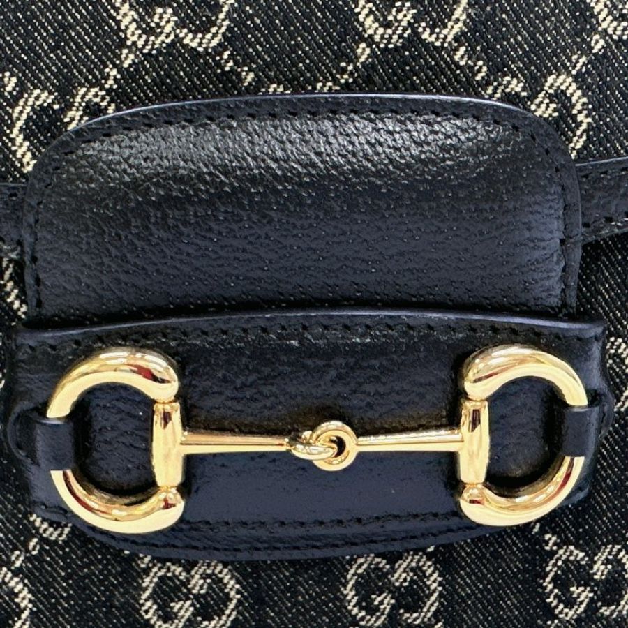 GUCCI 1955 Horsebit單寧黑馬銜扣肩揹包-7