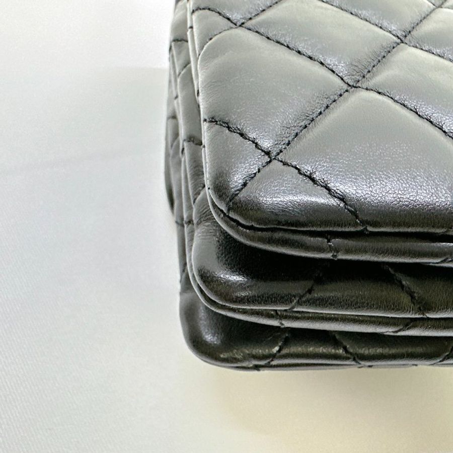 CHANEL 22K黑金金柱調節釦風琴包-19