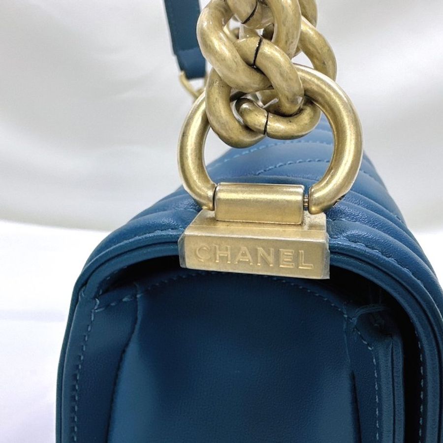 CHANEL 山型紋小羊皮BOY 25-10
