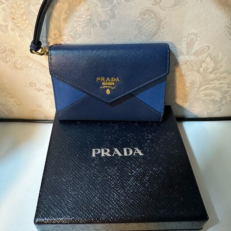 PRADA卡包-0