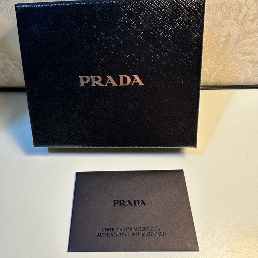 PRADA卡包-25