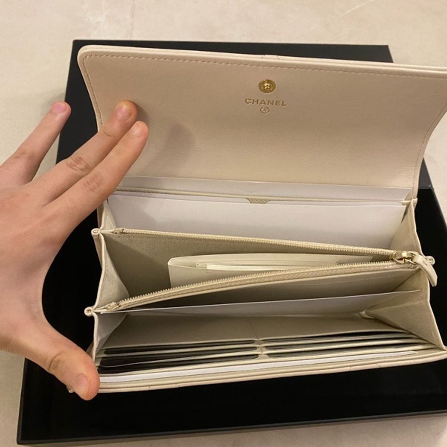 香奈兒Chanel 19包 米白羊皮長夾-11