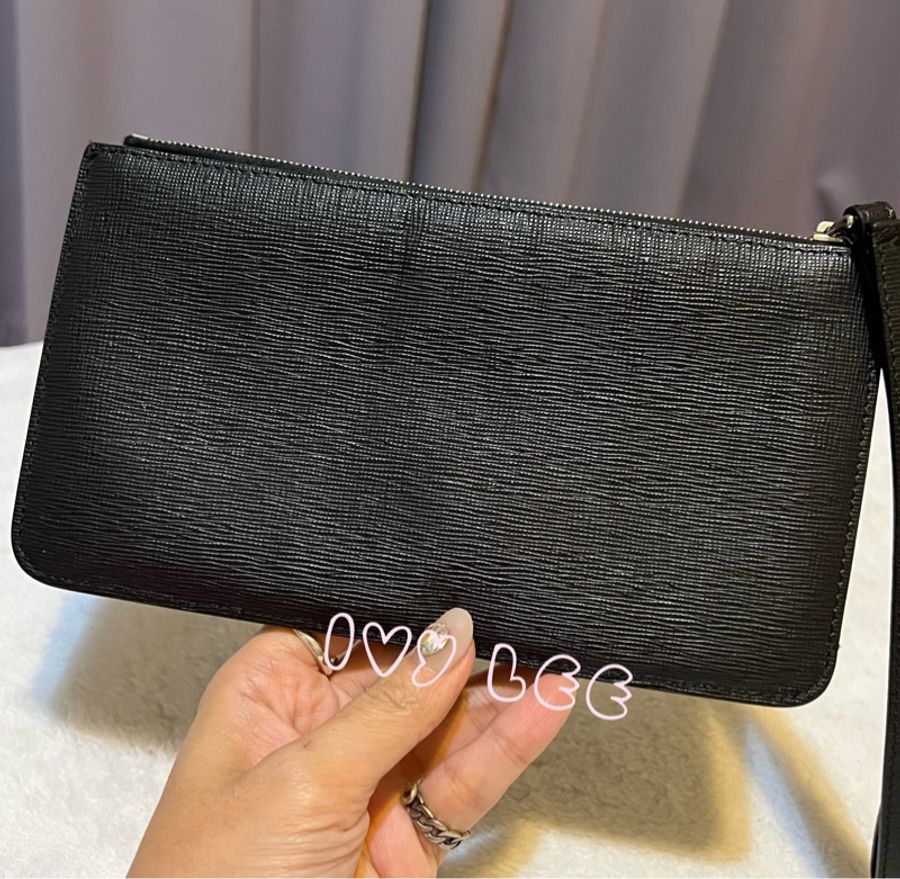 FENDI 卡爾公仔造型鉚釘防刮牛皮手拿包 單層包 二手精品-17