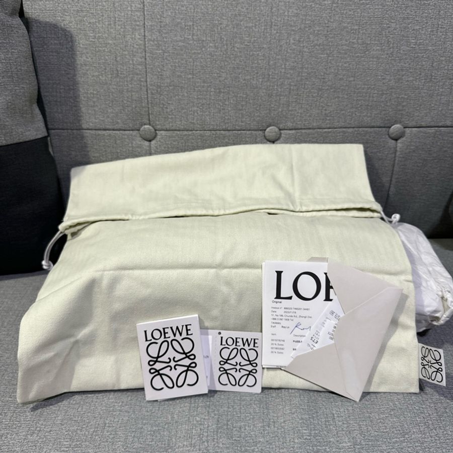 LOEWE Puzzle Puffer-14
