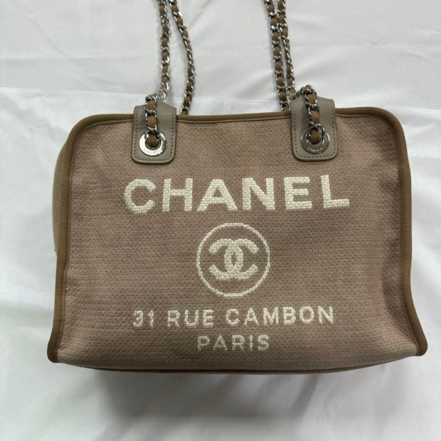 香奈兒Chanel肩背海灘保齡包 奶茶色 正常使用痕跡確定之後再下單喔-7