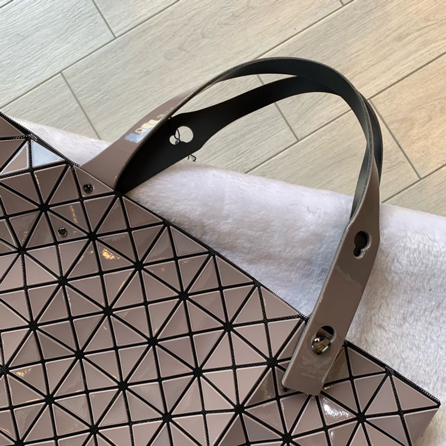 ISSEY MIYAKE BAO BAO PRISM GLOSS 10X10亮面手提包-2
