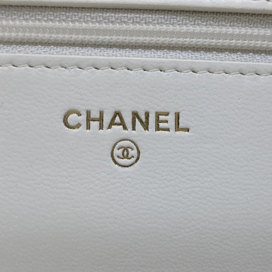 CHANEL 23C 小羊皮WOC足球鏈帶包-13