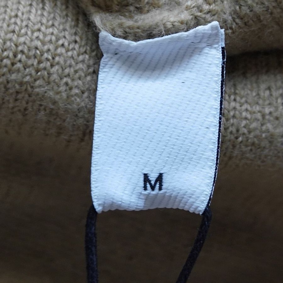 Burberry 羊毛純色菱格絎縫高領毛衣M碼-6