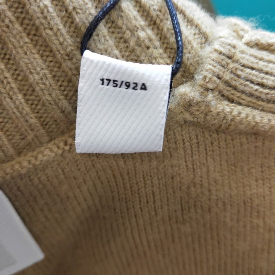 Burberry 羊毛純色菱格絎縫高領毛衣M碼-7