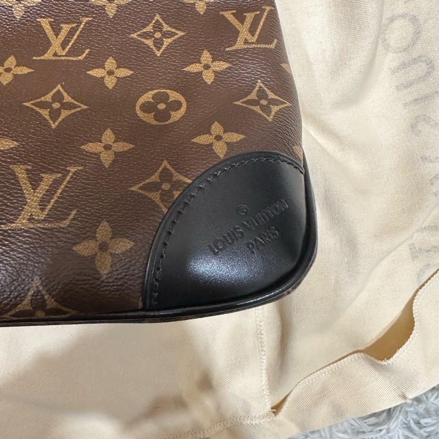 LV BOULOGEN黑牛角 肩背包-12