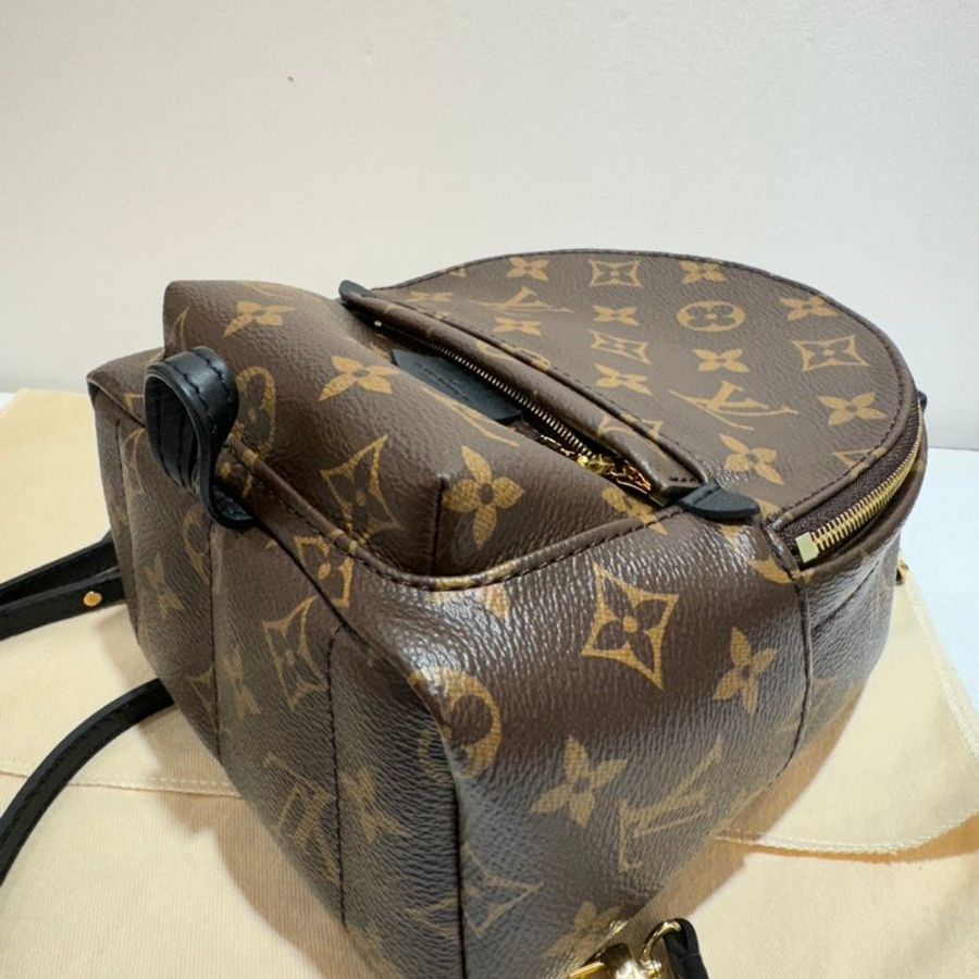 LV 迷你後背包/肩背包/斜背包 M44873 95成新-4