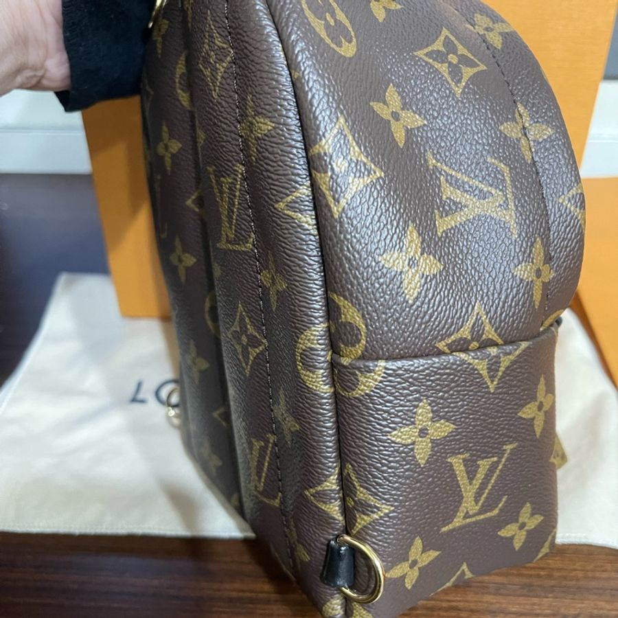 Lv經典老花小書包mini (購證配件完整齊全)-17