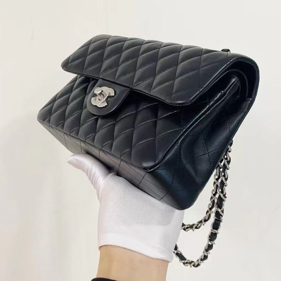 Chanel Lambskin CF23 銀扣-3