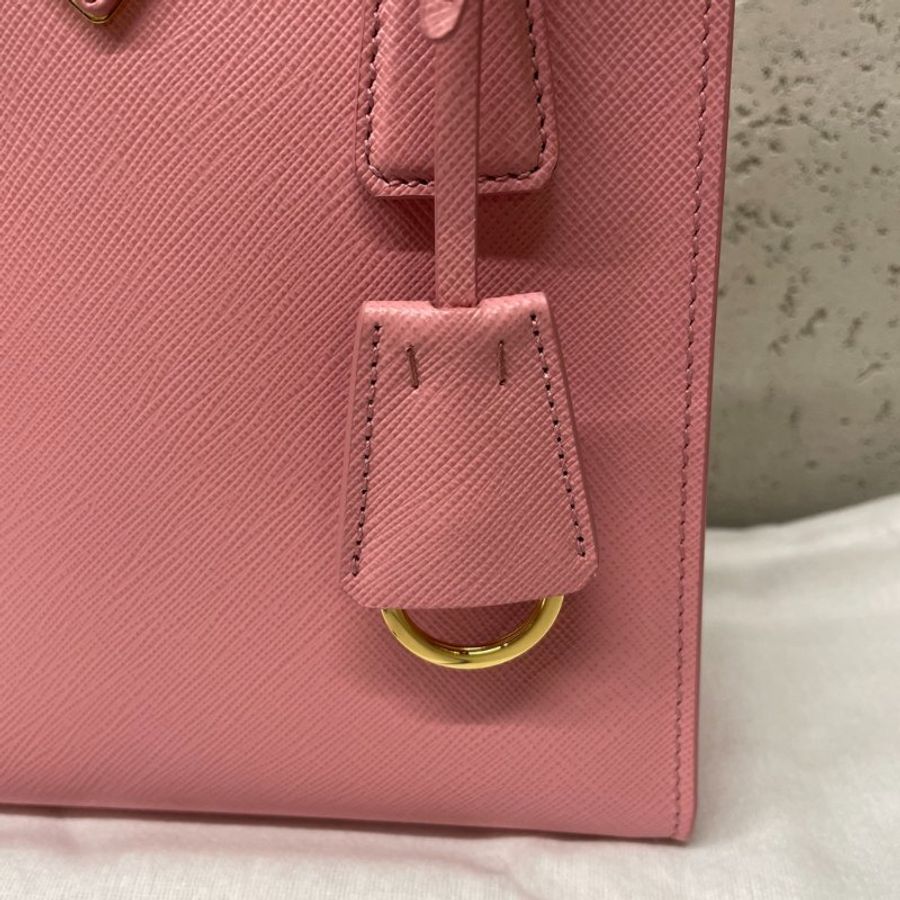 Prada 1BA358 Saffiano 皮革購物包 粉色《2024季度新品》-3