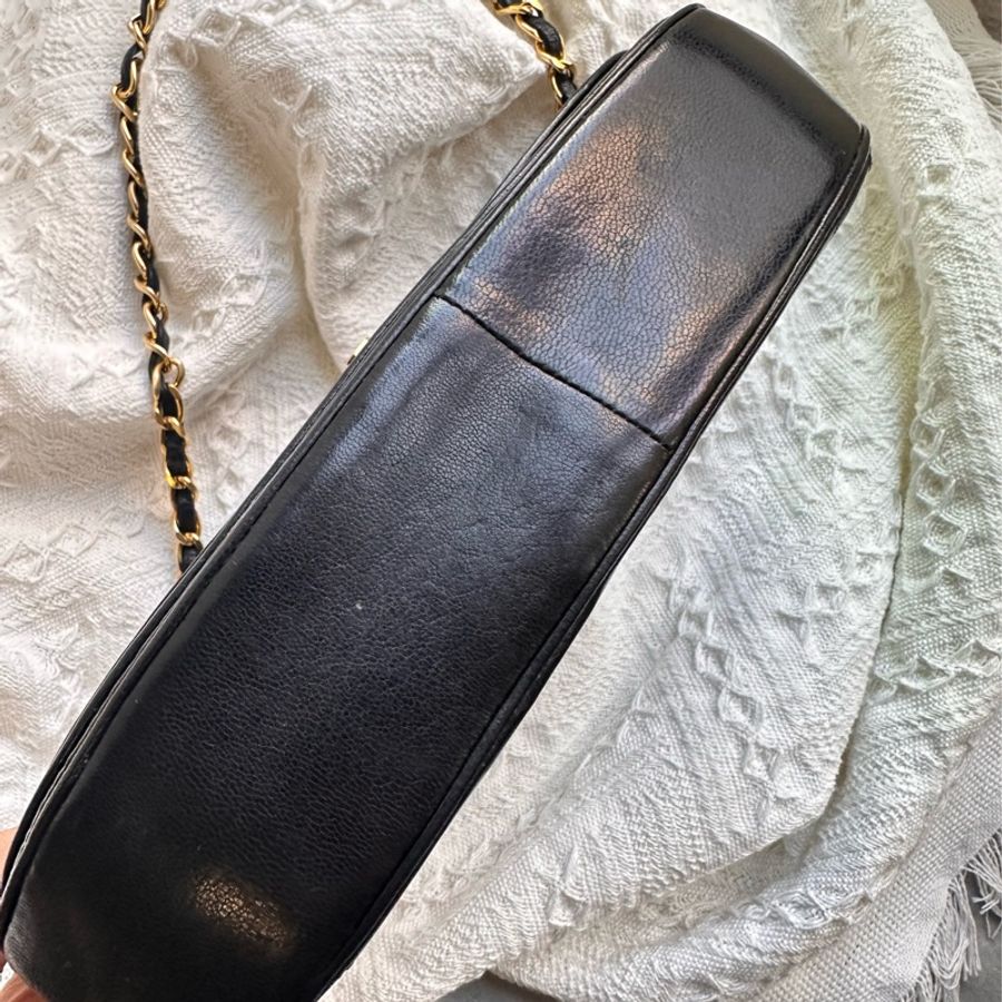 Chanel 稀少香奈兒中古老香半月鏈條包-20