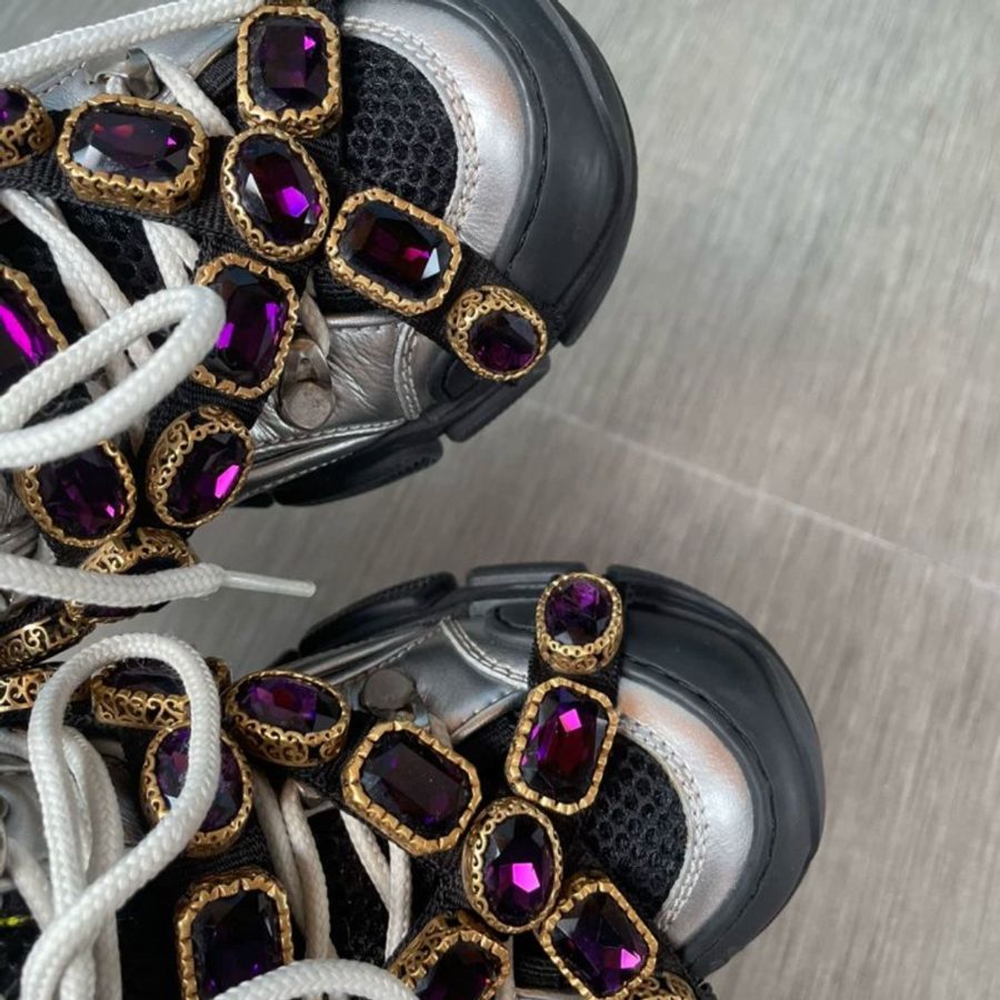 Gucci 鑽扣鞋運動鞋 34.5號 很新 專櫃單單鑽石鍊條都要一萬八 這雙原價近五萬-5