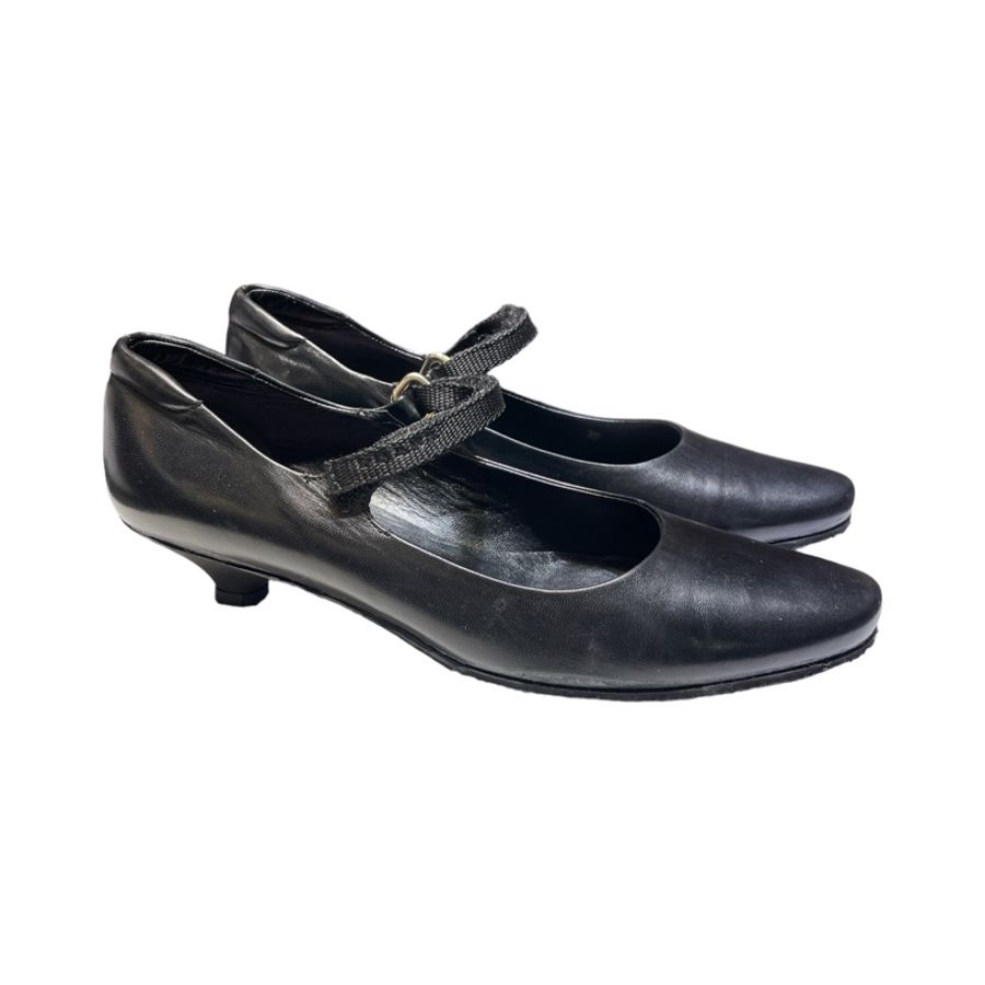 PRADA 皮革低跟鞋 魔鬼粘鞋帶 包鞋 女鞋 （黑色）Size: 38-6