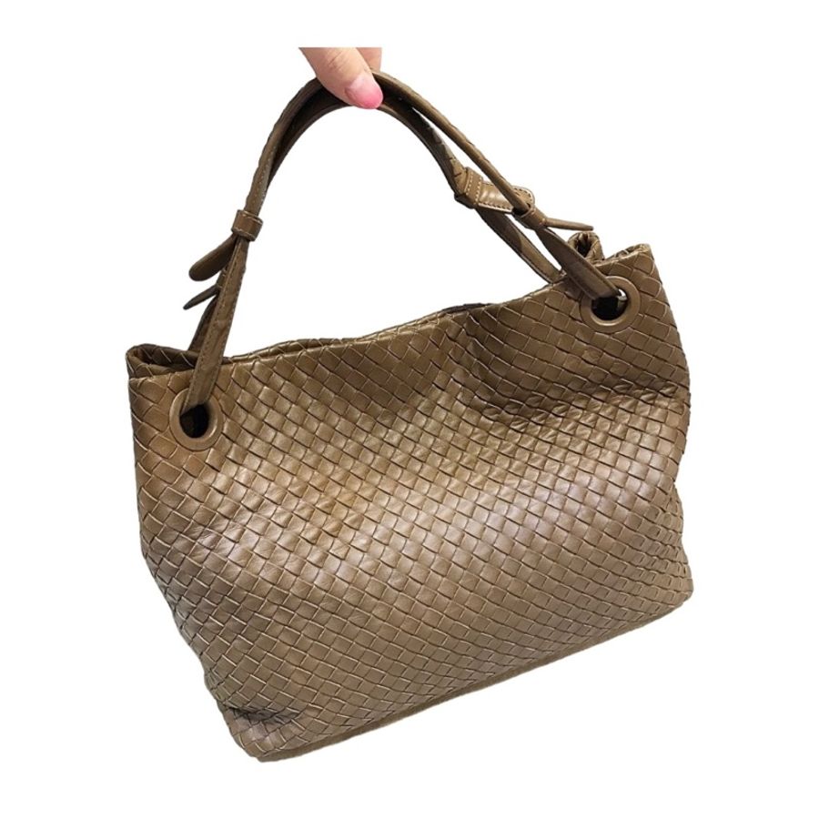 BV BOTTEGA VENETA 經典小羊皮包款 棕色-0