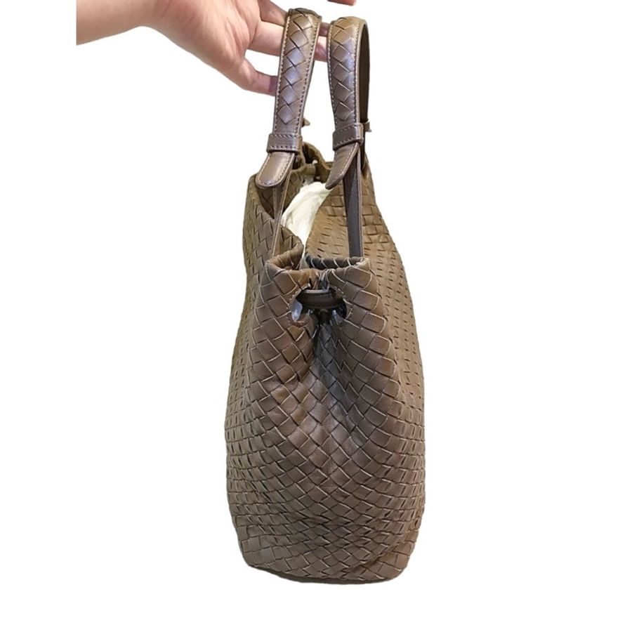 BV BOTTEGA VENETA 經典小羊皮包款 棕色-1