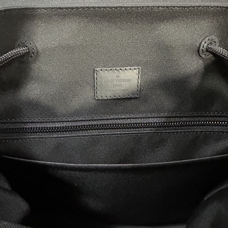 LV Christopher PM Monogram Taurillon 皮革-12