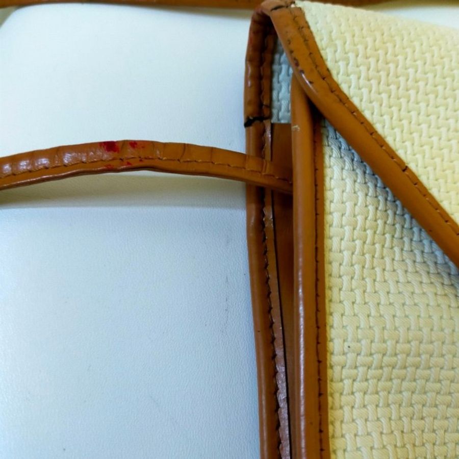 【vintage】8、90年代 YSL  Yves Saint Laurent 米色肩背、斜背小方包 /懷舊港風/-3