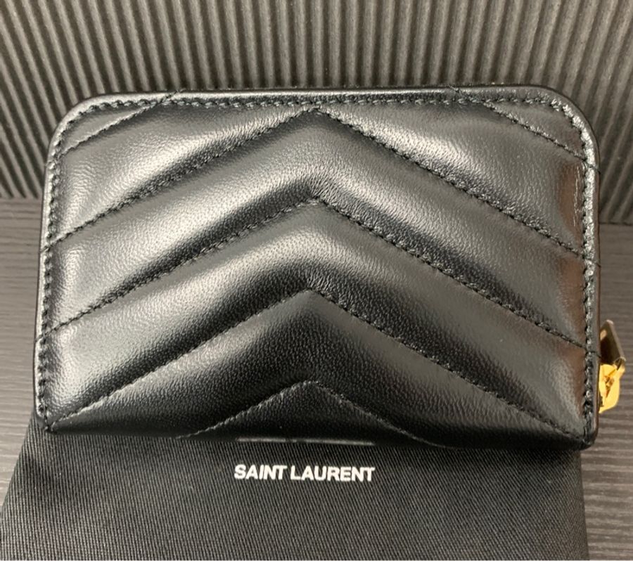YSL CASSANDRE MATELASSÉ絎縫小羊皮零錢卡套錢包(黑金)-1