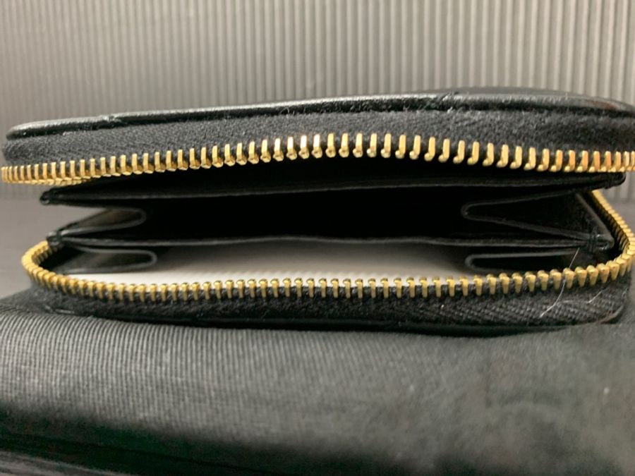 YSL CASSANDRE MATELASSÉ絎縫小羊皮零錢卡套錢包(黑金)-3