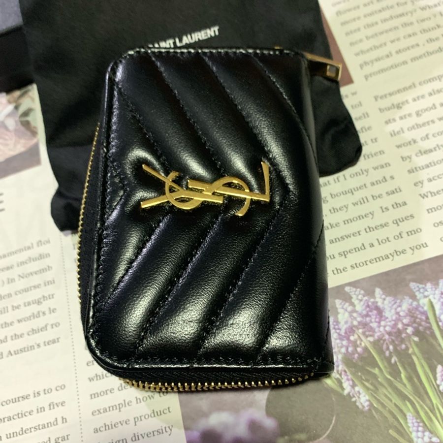 YSL CASSANDRE MATELASSÉ絎縫小羊皮零錢卡套錢包(黑金)-2