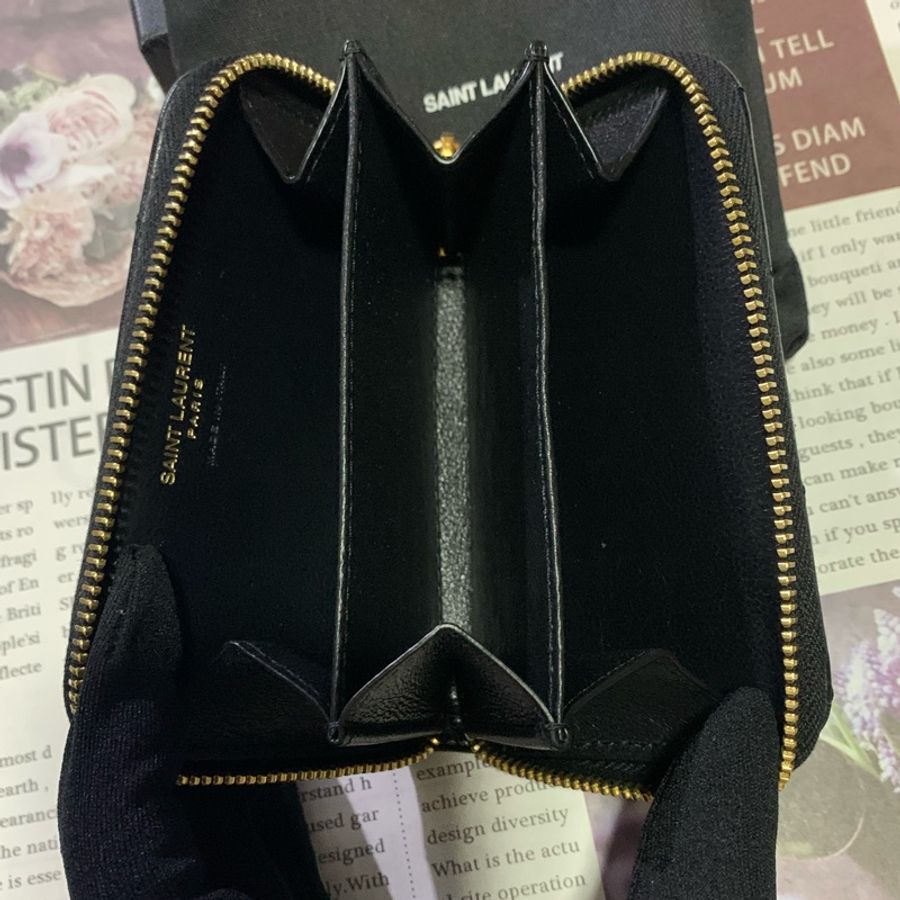 YSL CASSANDRE MATELASSÉ絎縫小羊皮零錢卡套錢包(黑金)-5