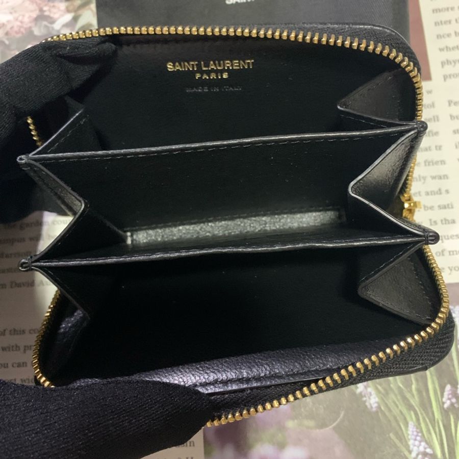 YSL CASSANDRE MATELASSÉ絎縫小羊皮零錢卡套錢包(黑金)-6
