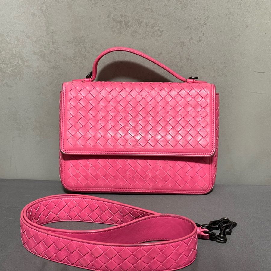 Bottega Veneta 桃粉色側背包 BV-0