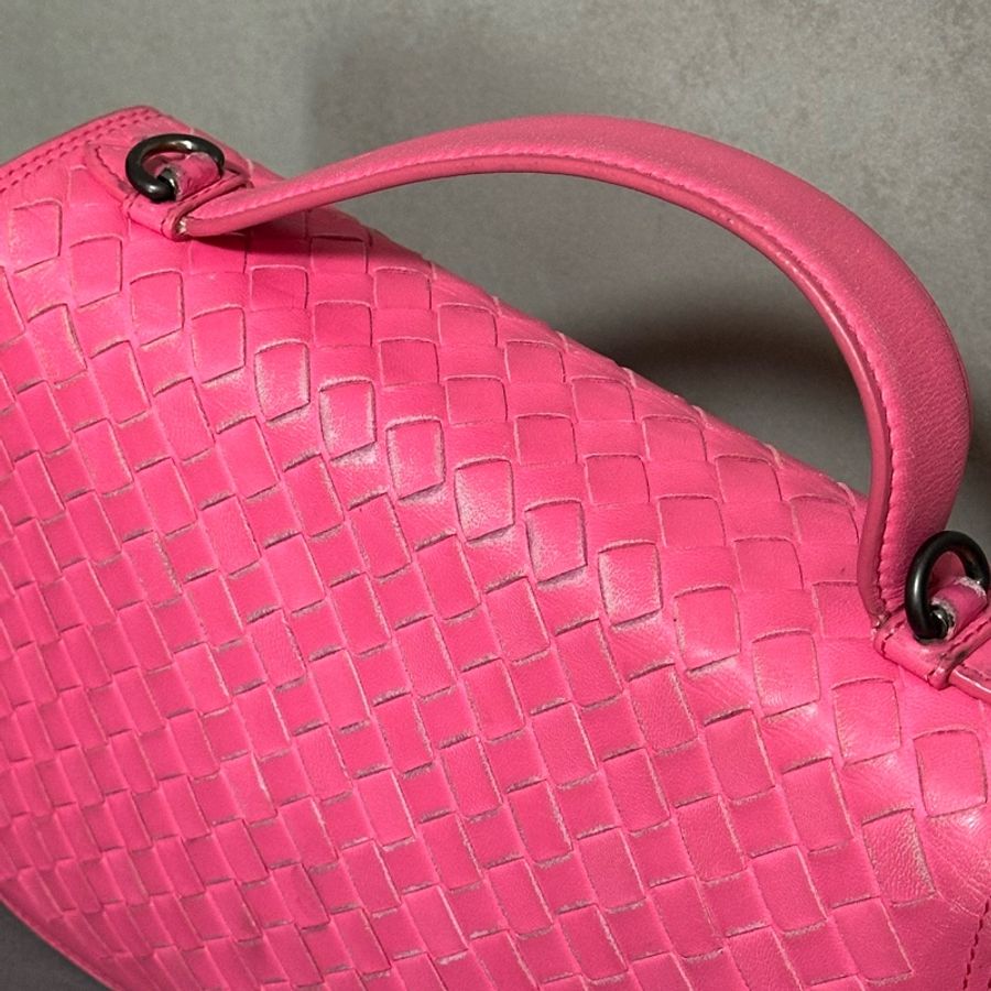 Bottega Veneta 桃粉色側背包 BV-5