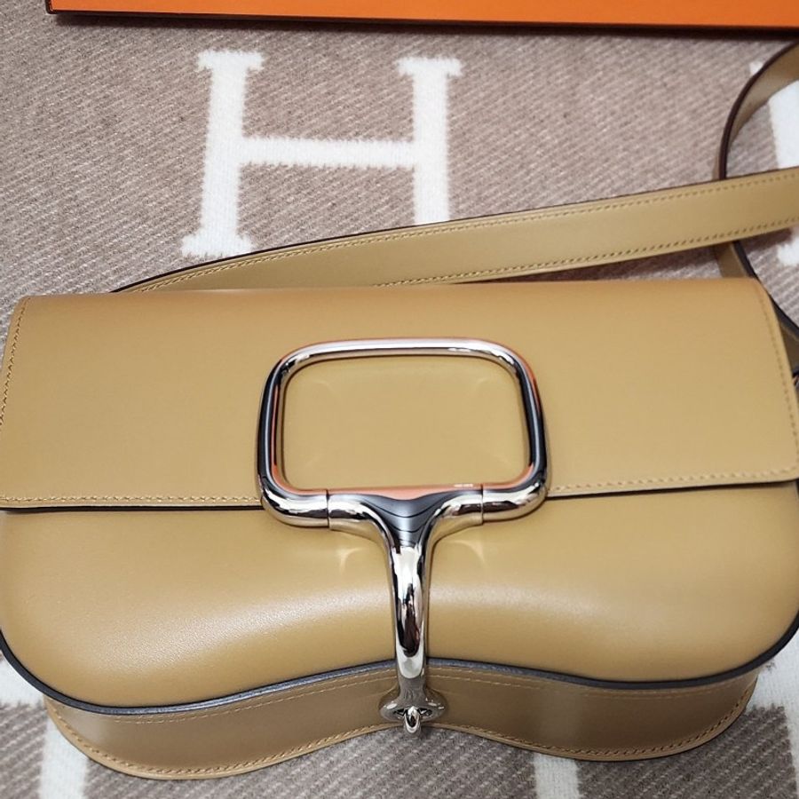 Hermès Della Cavalleria élan 新寬屁股包-1