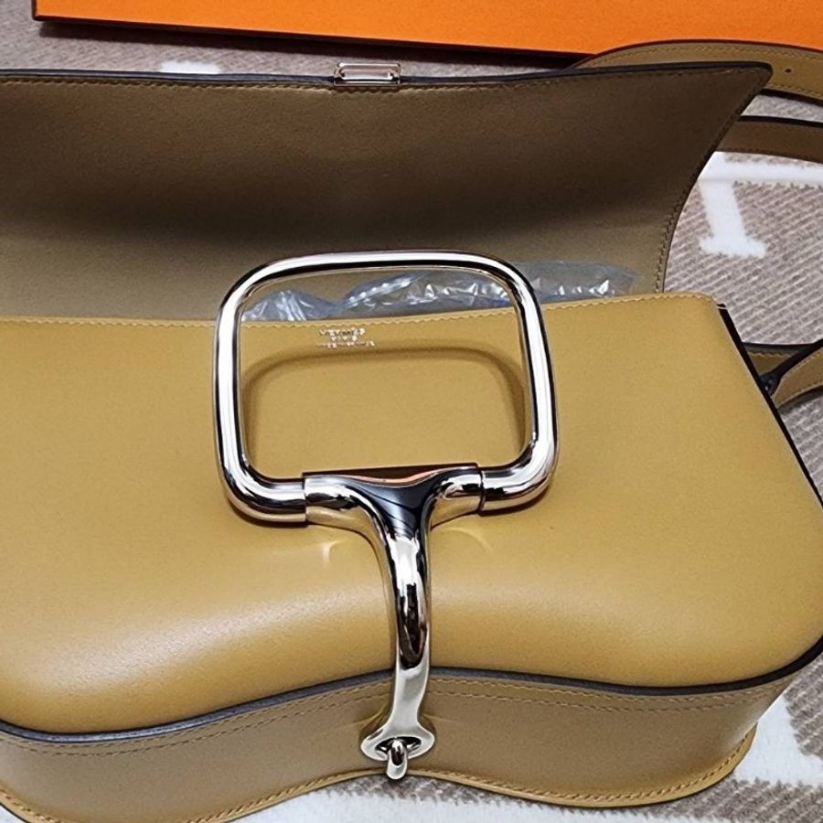 Hermès Della Cavalleria élan 新寬屁股包-11
