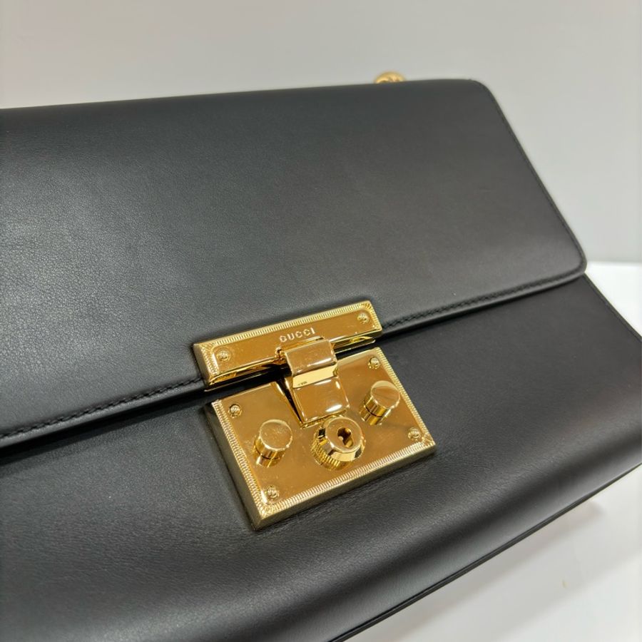 GUCCI 409486 黑色 金釦 鎖頭 Lock 肩背包-4