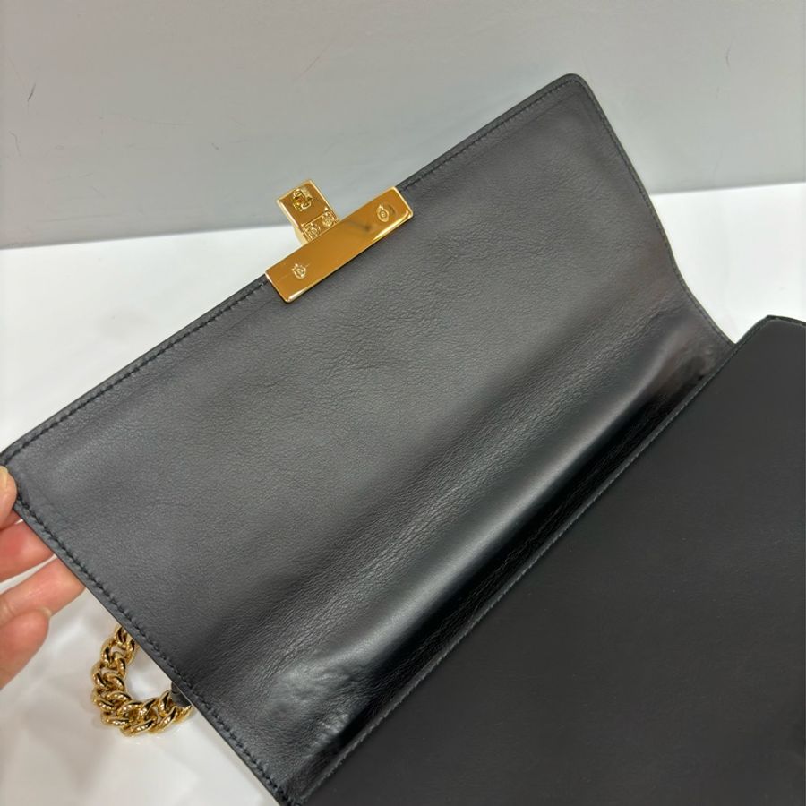 GUCCI 409486 黑色 金釦 鎖頭 Lock 肩背包-15