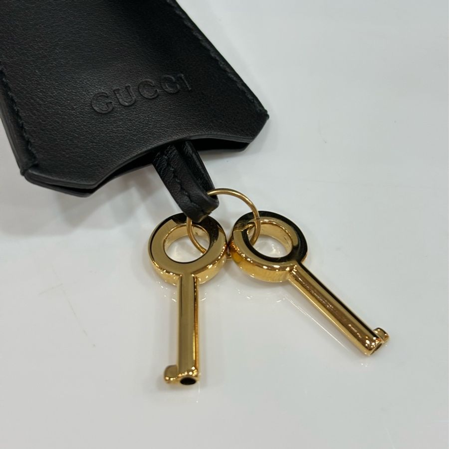 GUCCI 409486 黑色 金釦 鎖頭 Lock 肩背包-16