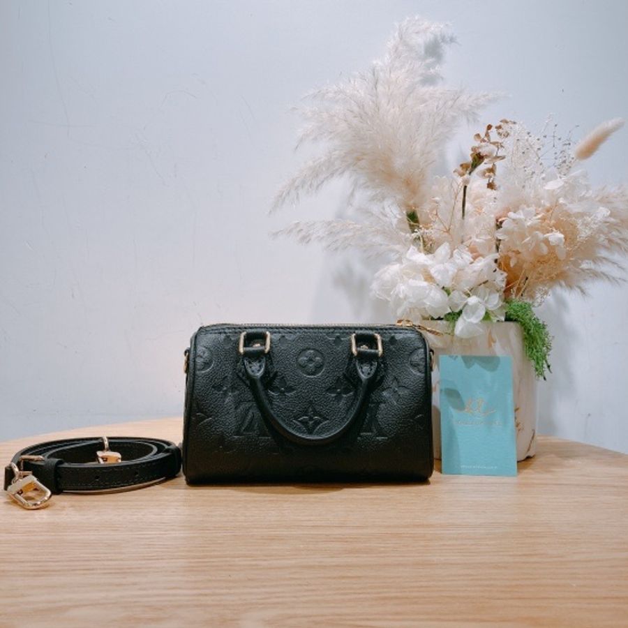 Louis Vuitton 路易威登金扣手挽肩背兩用袋黑色 Nano Speedy Monogram Empreinte Leather-0