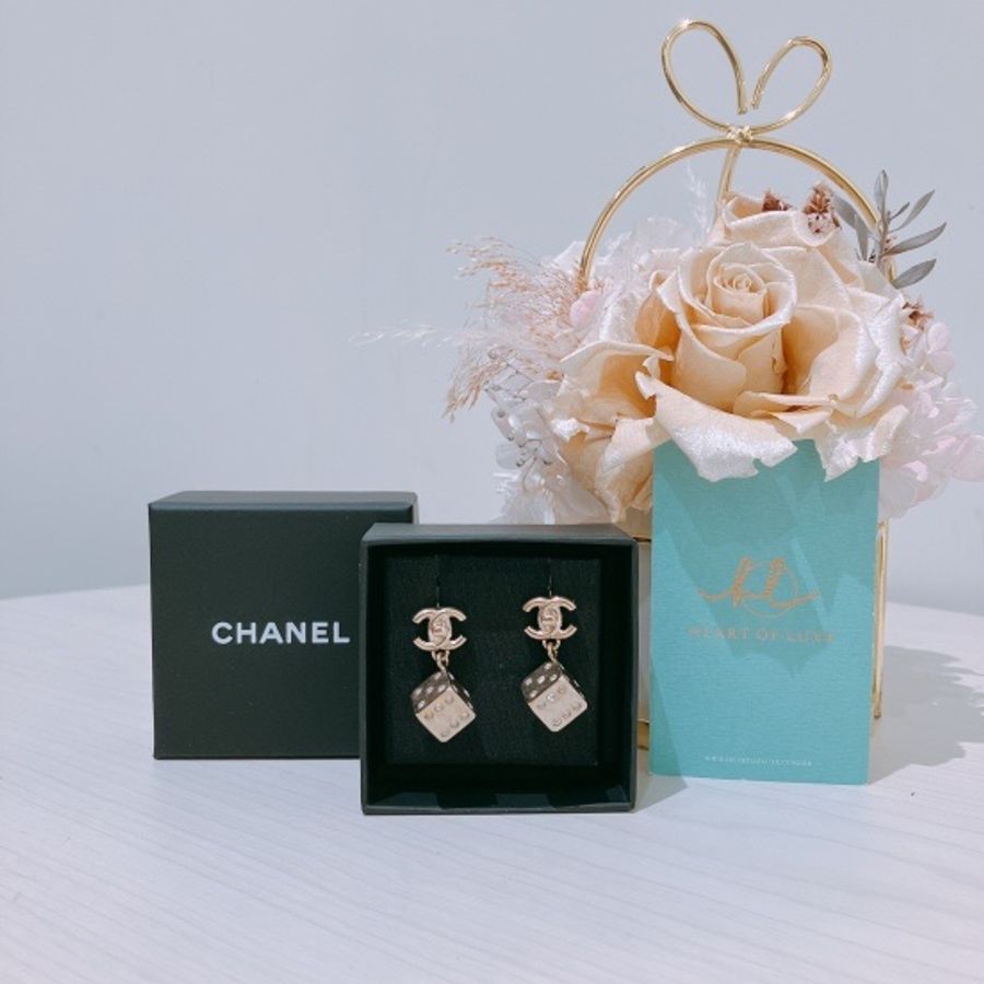 TK0764 Chanel 香奈兒骰子雙C耳環 Dice With CC Logo Earrings-1