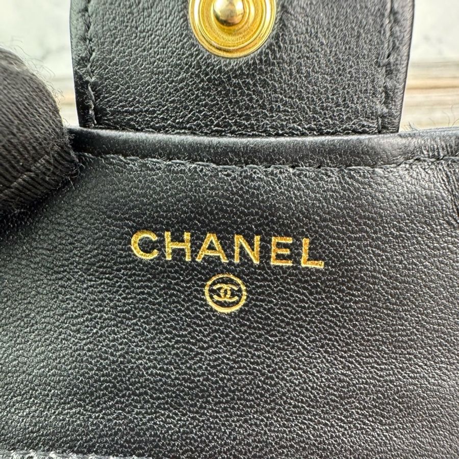 CHANEL 經典雙C LOGO黑金三折 #短夾 #零錢包 / #卡夾 晶片款-2